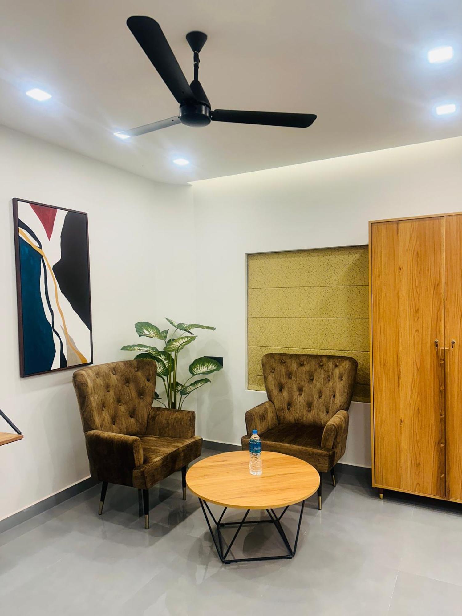 Zahir Residency Hotel Kondotty Bagian luar foto